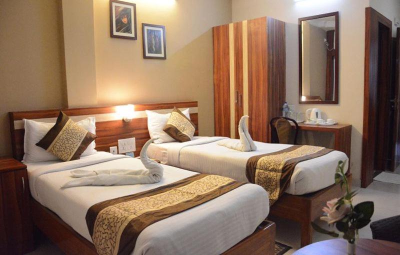 Hotel Eden Roc Bhubaneswar Zewnętrze zdjęcie